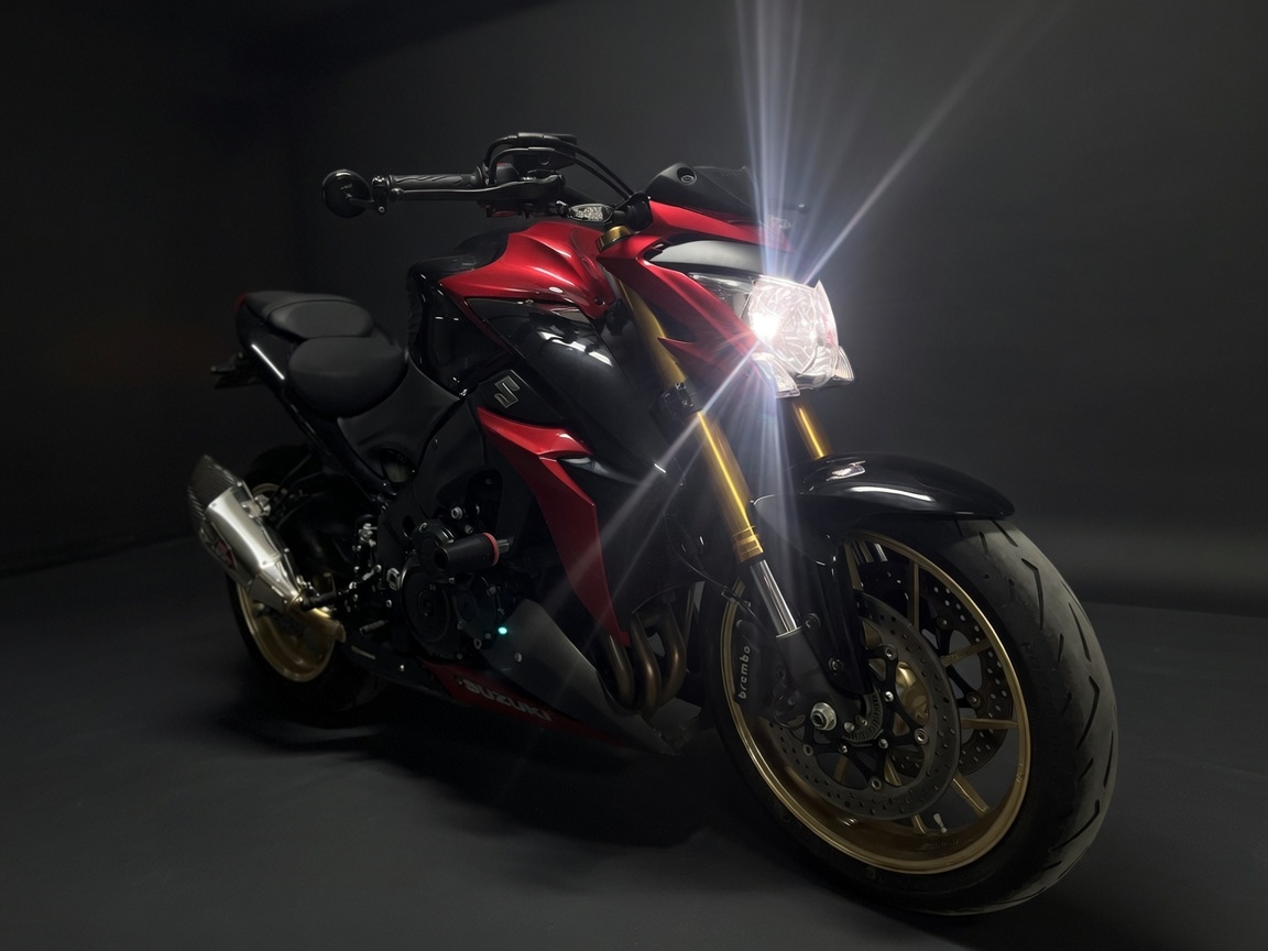 SUZUKI GSX-S 1000