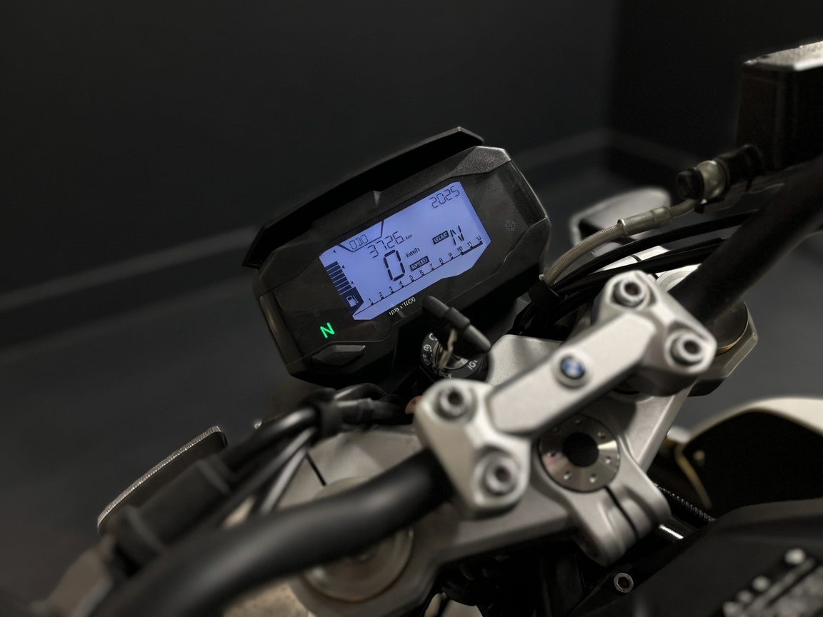 BMW G 310R