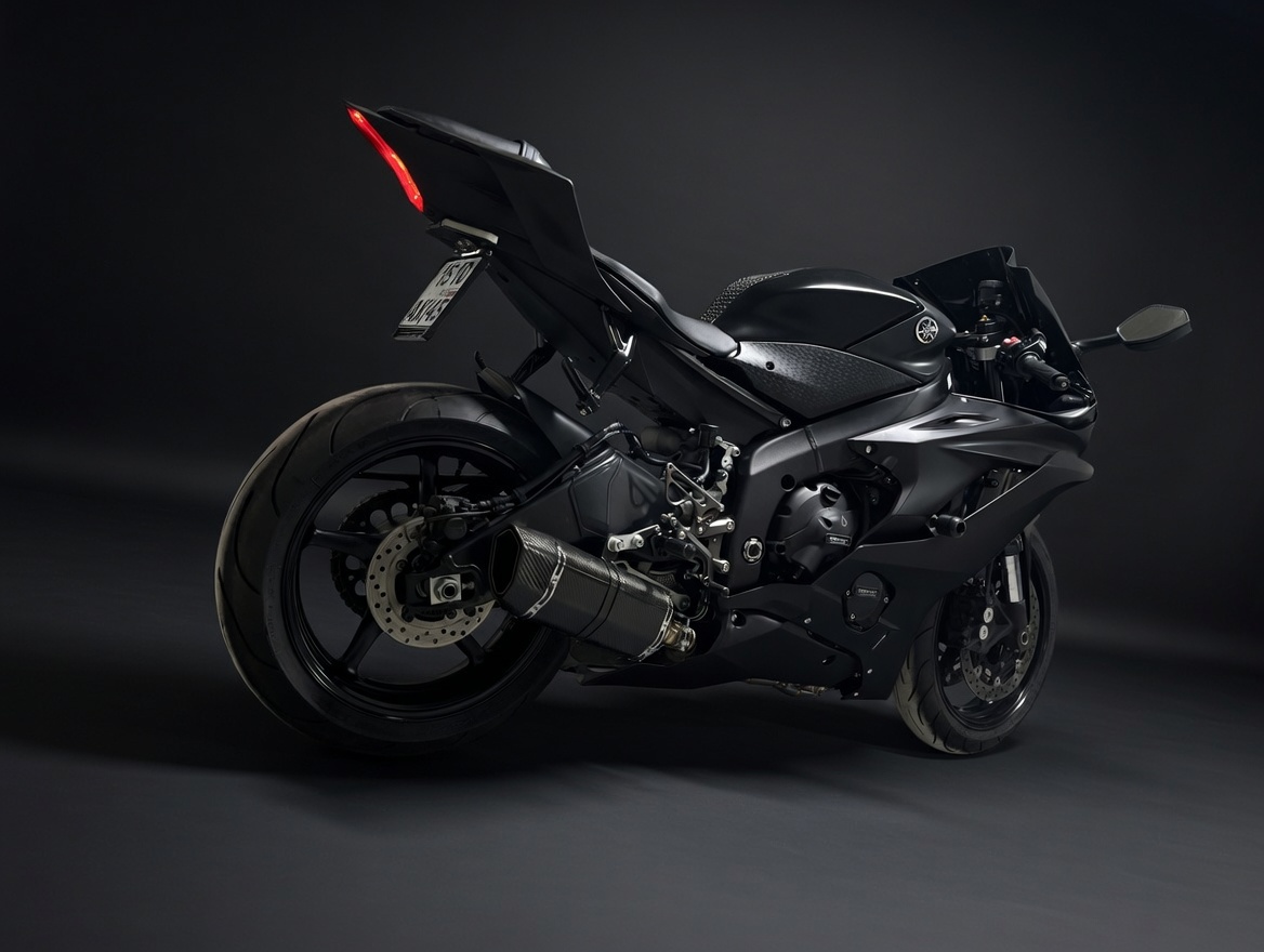 YAMAHA R6