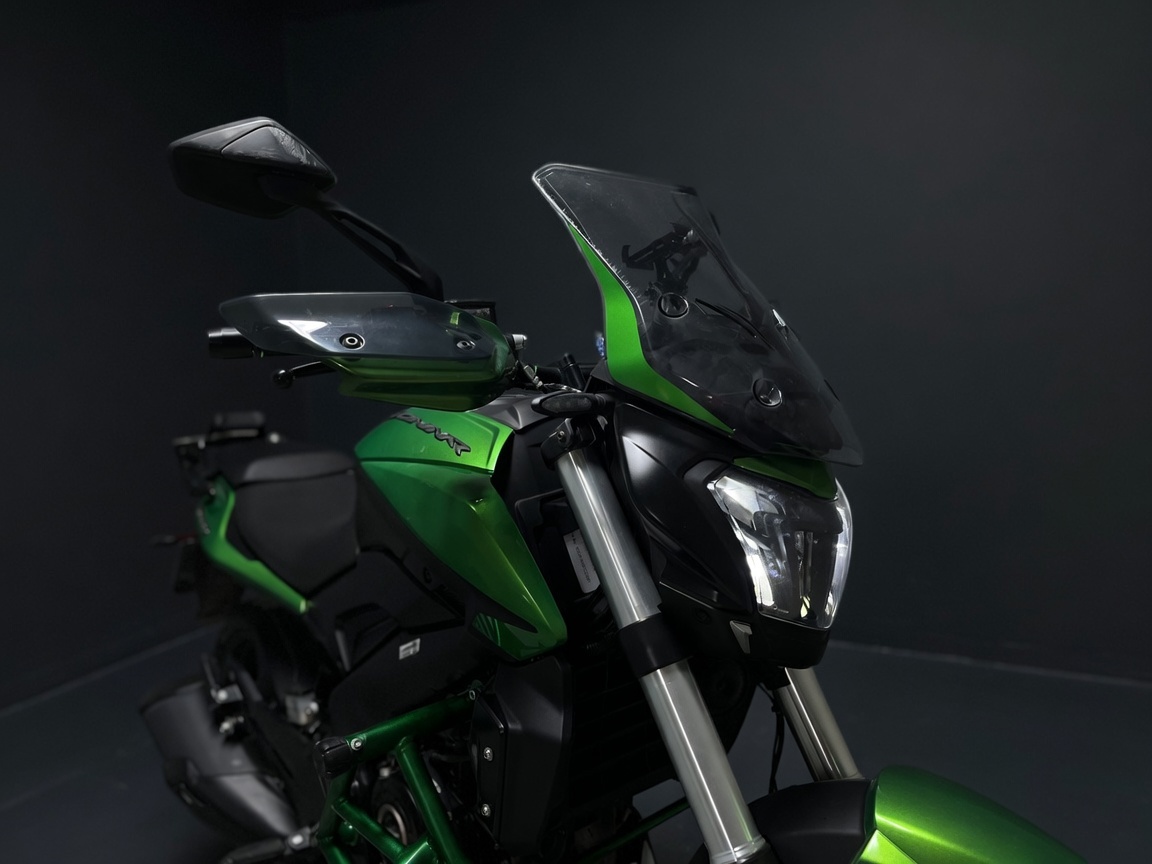 BAJAJ DOMINAR D400
