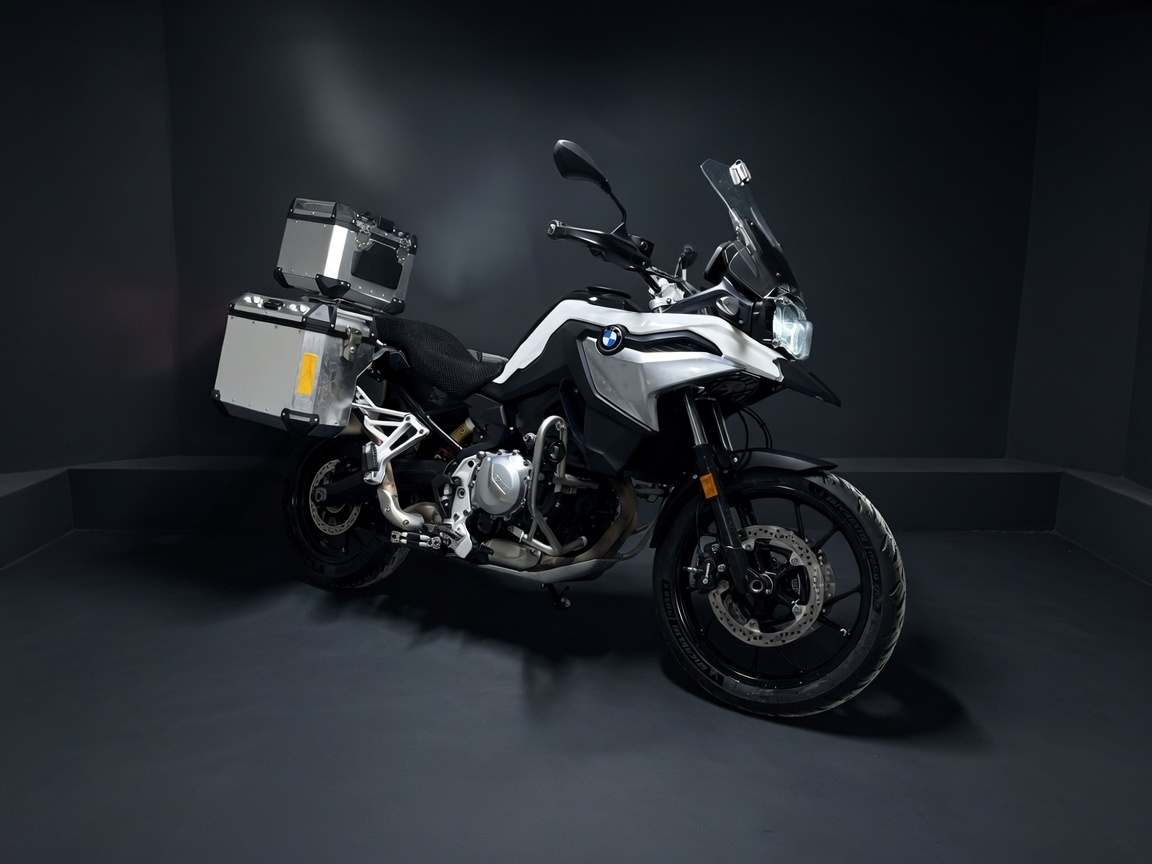 BMW F750GS