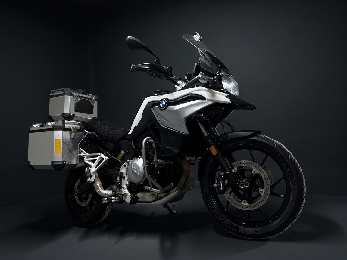 BMW F750GS