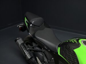 KAWASAKI ZX-6R