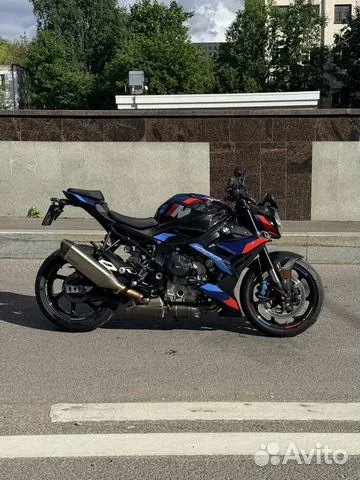 BMW M 1000 R 2023 года — нейкед, купить в Москве
