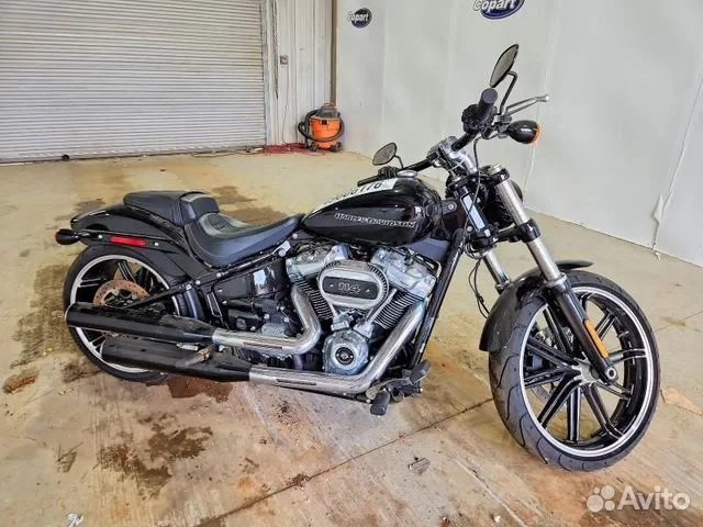 Harley-Davidson Breakout 2019 года — круизер, купить в Москве