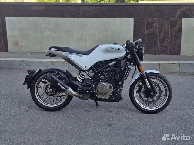 Husqvarna Vitpilen 401 2022 года — нейкед, купить в Москве