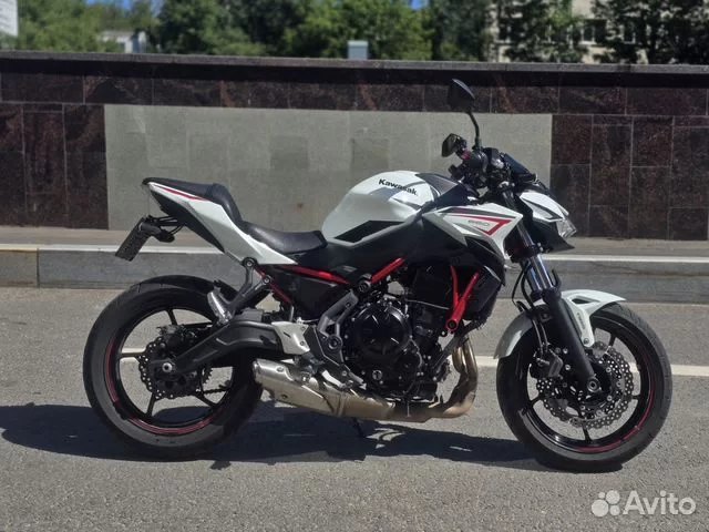 Kawasaki Z 650 2022 года — нейкед, купить в Москве