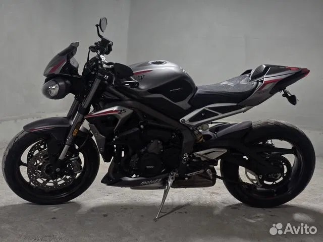 Triumph Street Triple 765 RS 2020 года — нейкед, купить в Москве