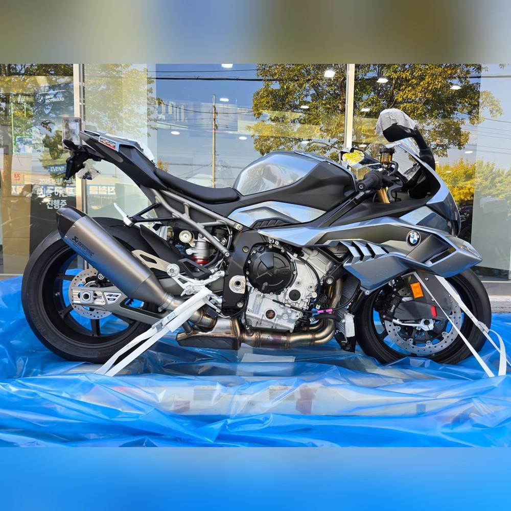 BMW S1000RR 2025